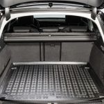 Tapis de coffre de voiture, quant à elle, nous offre une protection efficace pour notre voiture et notre coffre